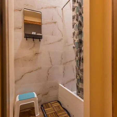 Kefir & Bun אכסניה קובנה