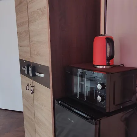 Kefir & Bun אכסניה *