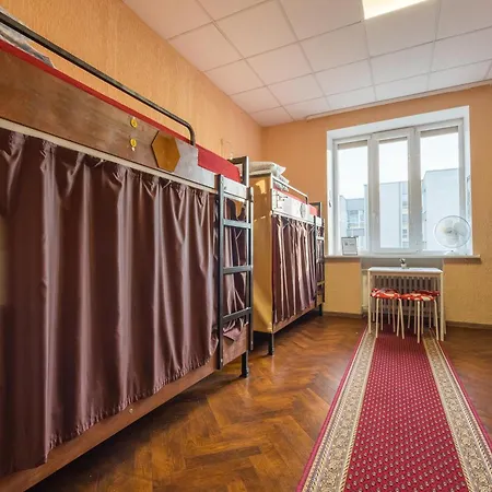 אכסניה Kefir & Bun קובנה